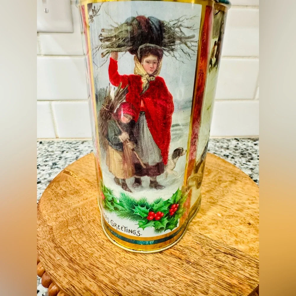 Vintage Avon ‎ Christmas Tea Tin Sledding Scene Made in England